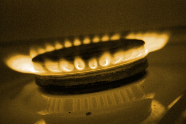 Tanieje gaz ziemny w sprzedaży detalicznej Tanieje gaz ziemny w sprzedaży detalicznej